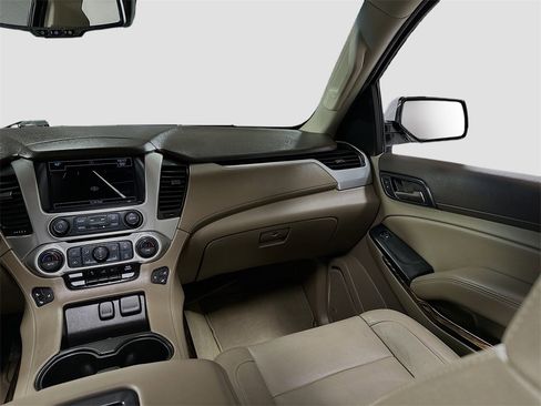 Used 2017 GMC Yukon SLT w/ Open Road Package image 26