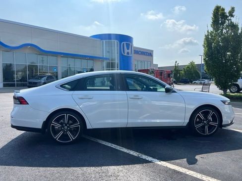 Used 2023 Honda Accord Sport image 5