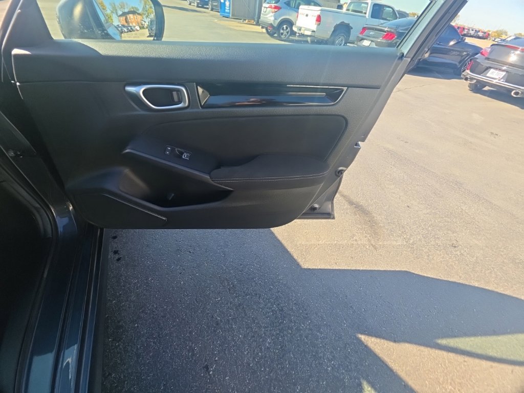 Certified 2024 Honda Civic EX image 34