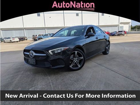 Used 2019 Mercedes-Benz A 220 4MATIC image 1