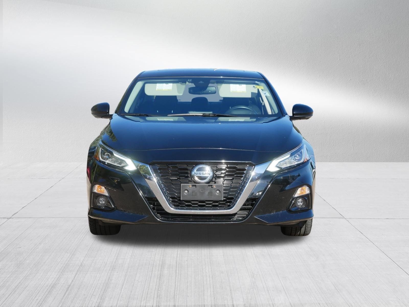 Used 2021 Nissan Altima 2.5 Platinum AWD/4WD image 2