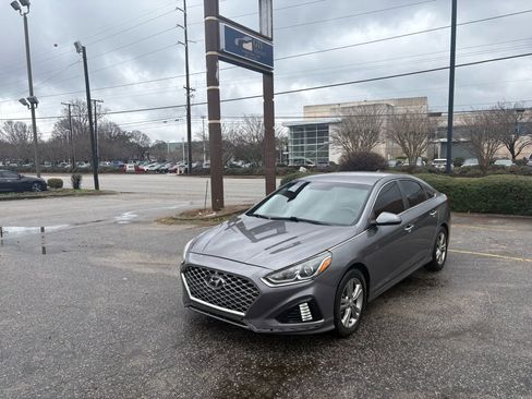 Used 2019 Hyundai Sonata SEL image 1