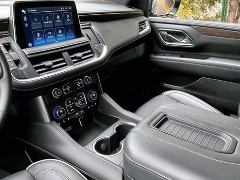 Used 2024 Chevrolet Tahoe Premier image 6