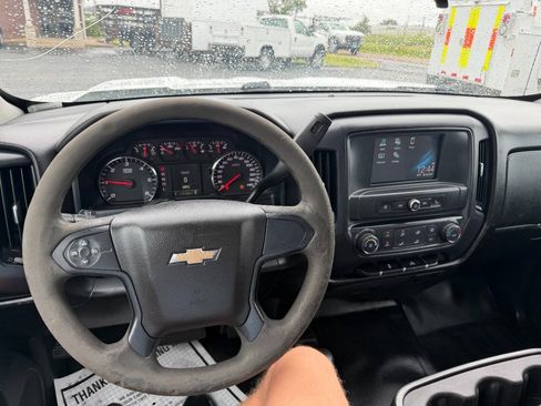 Used 2017 Chevrolet Silverado 1500 W/T w/ Trailering Package AWD/4WD image 10