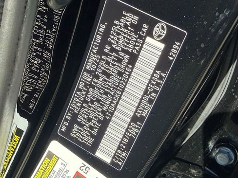 Used 2026 Toyota Camry SE image 21