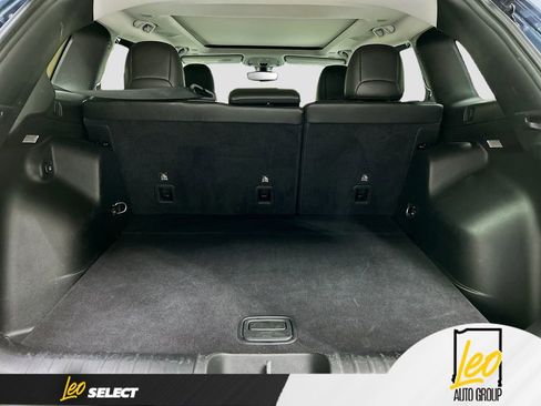 Used 2019 Jeep Cherokee Latitude Plus w/ Comfort/Convenience Group image 26