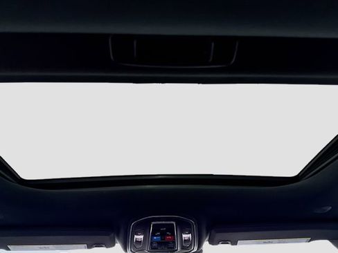 New 2025 Jeep Grand Cherokee L Altitude image 20