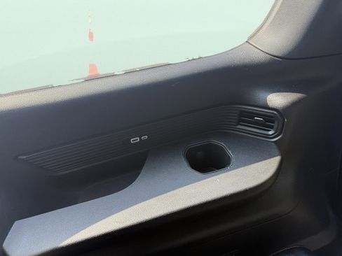 Used 2024 Jeep Wagoneer Series II w/ Flexible Seating Group image 65