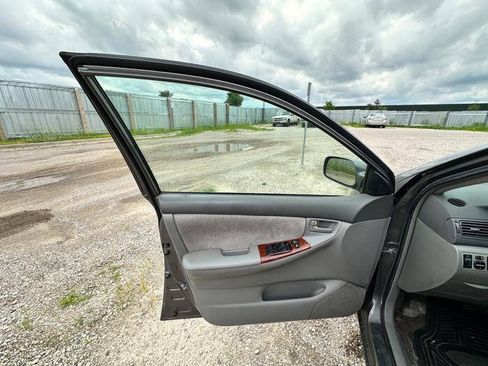 Used 2007 Toyota Corolla CE FWD image 22