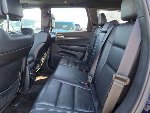 Used 2017 Jeep Grand Cherokee Limited image 30