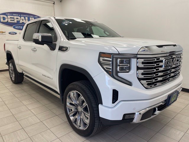 Used 2023 GMC Sierra 1500 Denali w/ Denali Reserve Package AWD/4WD image 4