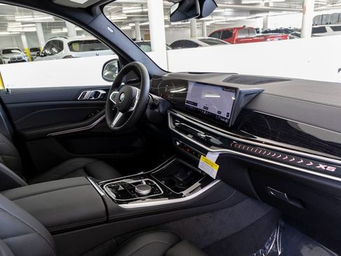 New 2026 BMW X5 xDrive40i w/ M Sport Package image 28