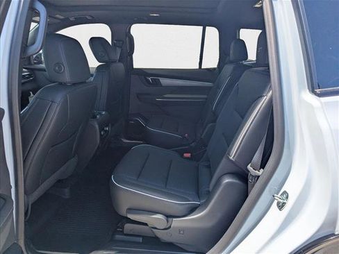 New 2026 Buick Enclave Sport Touring w/ Power Package image 17