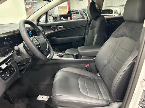 New 2026 Kia Sportage SX Prestige AWD/4WD image 10