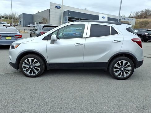 Used 2022 Buick Encore Preferred w/ Safety Package AWD/4WD image 3