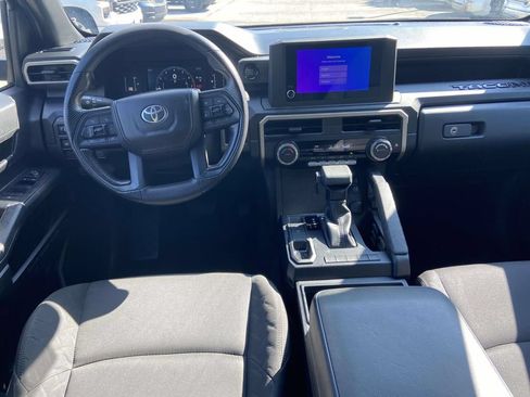 Used 2025 Toyota Tacoma SR RWD image 10