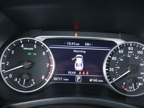 Used 2024 Nissan Sentra SV FWD image 15