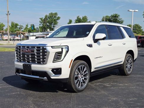 New 2025 GMC Yukon Denali w/ Denali Reserve Package image 8