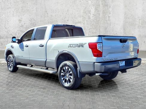 Used 2017 Nissan Titan PRO-4X image 8