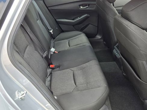 Used 2025 Honda Accord SE image 15