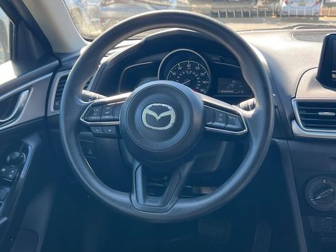 Used 2017 MAZDA MAZDA3 Sport FWD image 12