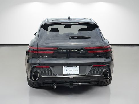 Used 2022 Genesis GV70 2.5T AWD/4WD image 4