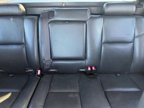 Used 2013 Chevrolet Avalanche LTZ image 16