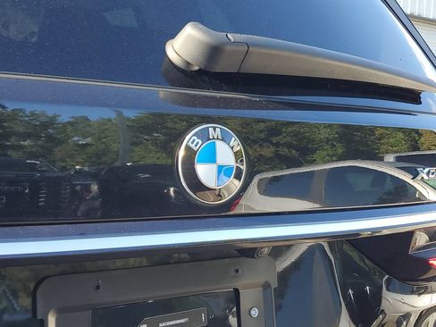 Used 2025 BMW X7 xDrive40i w/ Premium Package AWD/4WD image 6