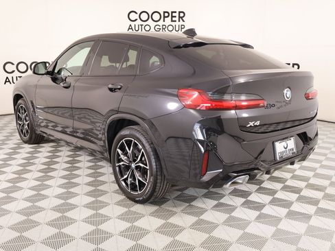 Used 2025 BMW X4 xDrive30i image 24