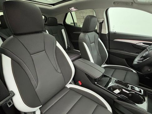 New 2025 Buick Envision Sport Touring image 37