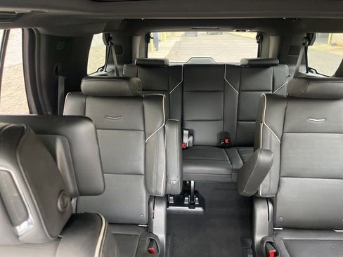 Used 2021 Cadillac Escalade Sport AWD/4WD image 13