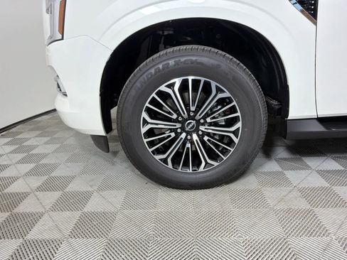 New 2026 Nissan Armada SL w/ Captain's Chari Seat Package AWD/4WD image 10