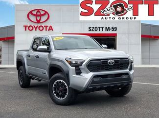 Used 2024 Toyota Tacoma TRD Off-Road AWD/4WD video 1