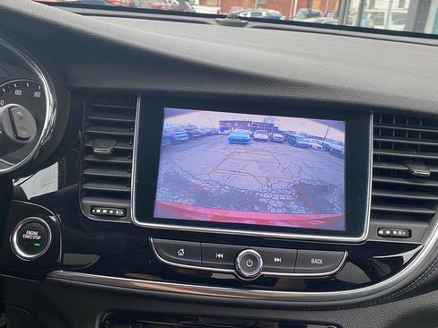 Used 2021 Buick Encore Preferred w/ Safety Package image 21