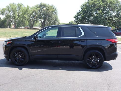 Used 2018 Chevrolet Traverse LT AWD/4WD image 9