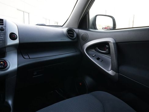 Used 2007 Toyota RAV4 Sport w/ Tow Prep Pkg image 8