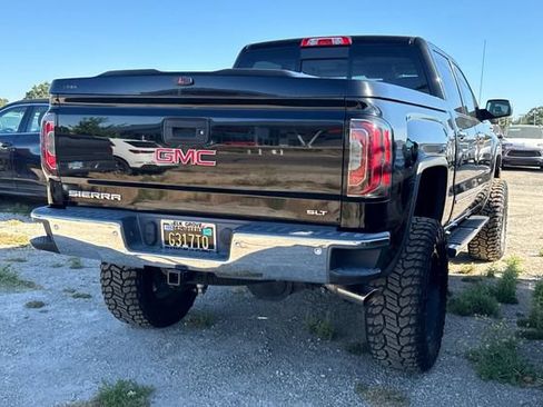 Used 2017 GMC Sierra 1500 SLT w/ SLT Premium Package AWD/4WD image 5