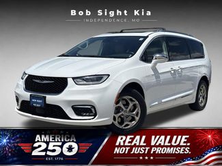 Used 2021 Chrysler Pacifica Limited w/ Premium & Safety Sphere Group AWD/4WD 360° Tour