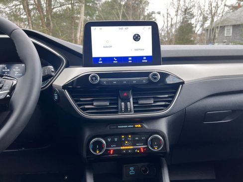 Used 2022 Ford Escape SE w/ Convenience Package image 26