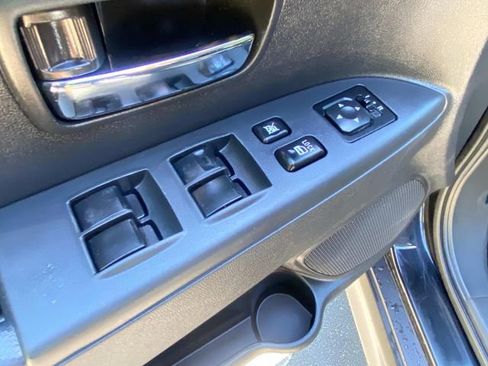 Used 2022 Mitsubishi Outlander Sport LE FWD image 13