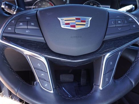 Used 2021 Cadillac XT5 Premium Luxury w/ LPO, Floor Liner Package image 18