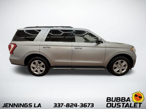 Used 2020 Ford Expedition XLT w/ Equipment Group 202A RWD image 6