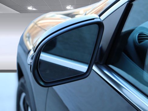 Used 2025 Mercedes-Benz GLA 250 image 19