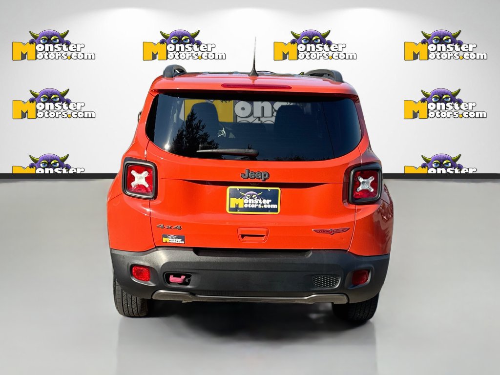 Used 2019 Jeep Renegade Trailhawk w/ Cold Weather Group II AWD/4WD image 6