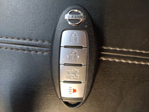 Used 2023 Nissan Sentra SV FWD image 32