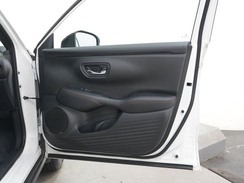 Used 2024 Honda HR-V Sport image 9