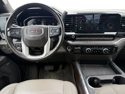 Used 2024 GMC Sierra 2500 SLT w/ SLT Premium Package AWD/4WD image 12