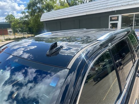 Used 2018 Cadillac Escalade Luxury image 13