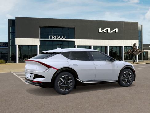 New 2026 Kia EV6 Wind RWD image 6