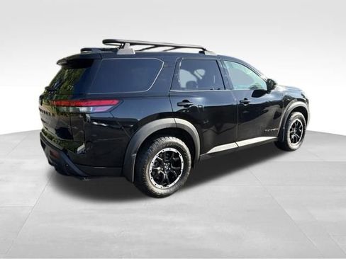 Used 2024 Nissan Pathfinder Rock Creek AWD/4WD image 12